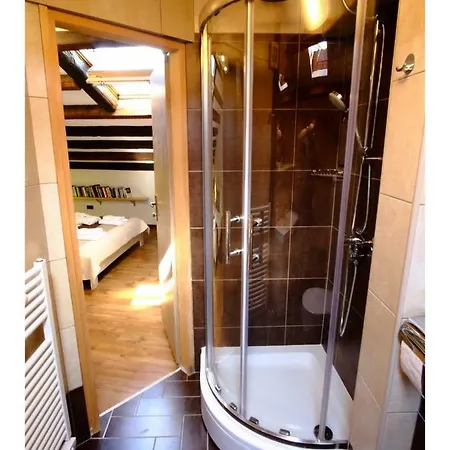 Oscar Apartment *