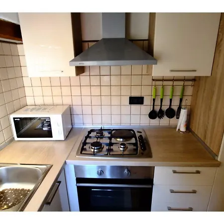 Oscar Apartment *